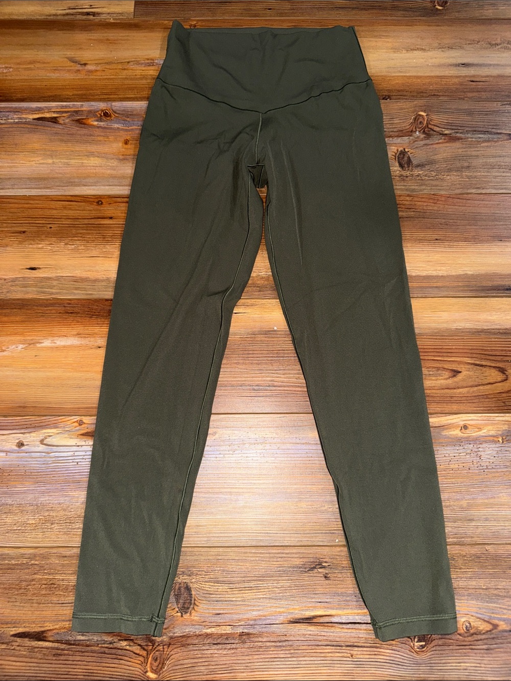 OFFLINE by Aerie Real Me 7/8 High Rise Leggings Women’s M Olive Green